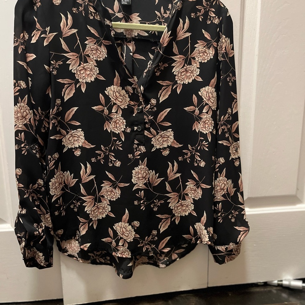 Forever 21 Black and Pink Floral Long Sleeve Blouse